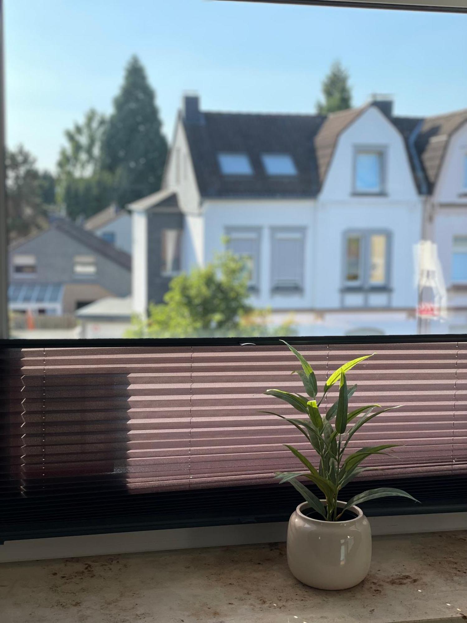 Moderne Wohnung - Renoviert 2024 Solingen Bagian luar foto