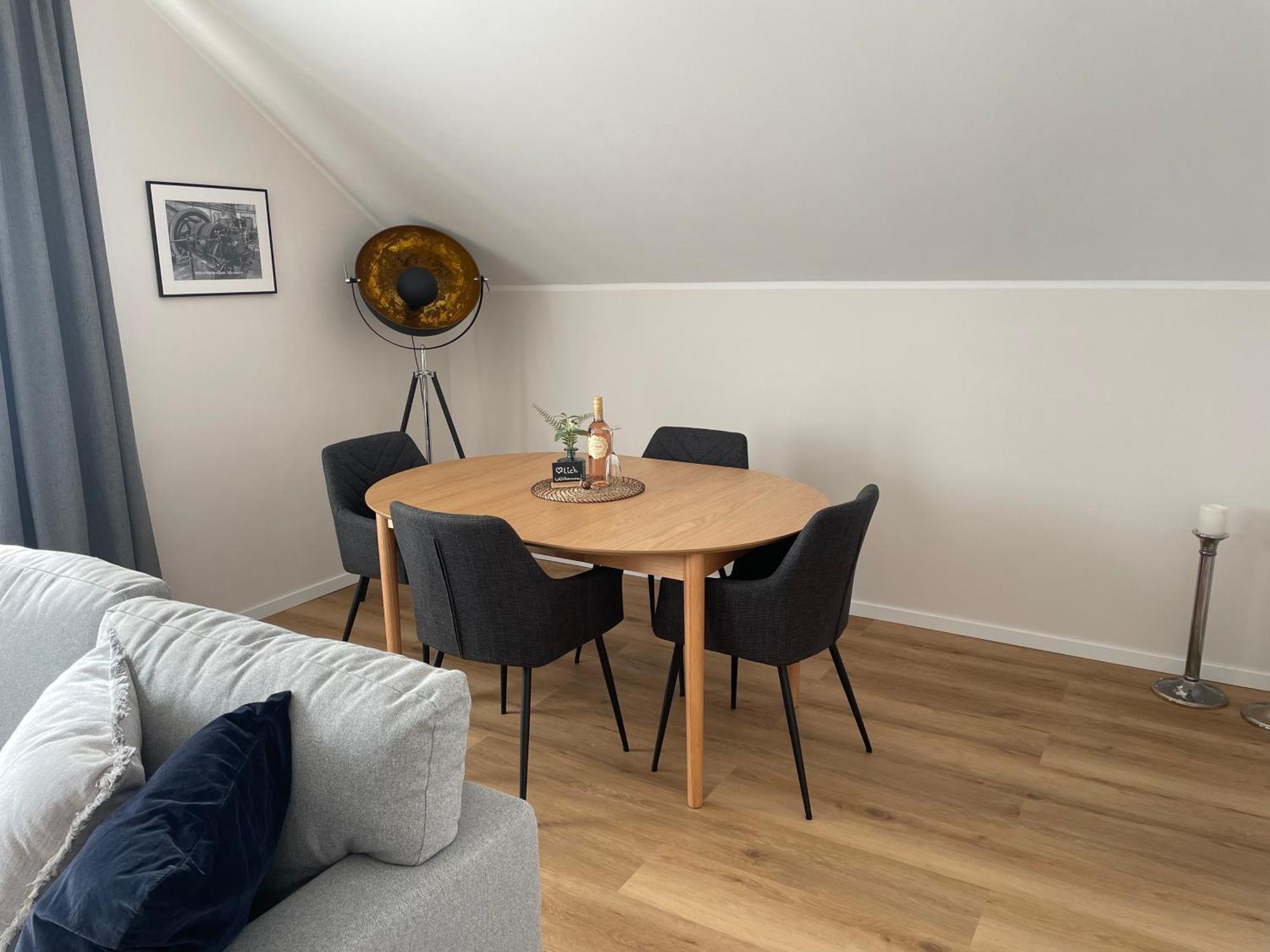 Moderne Wohnung - Renoviert 2024 Solingen Bagian luar foto