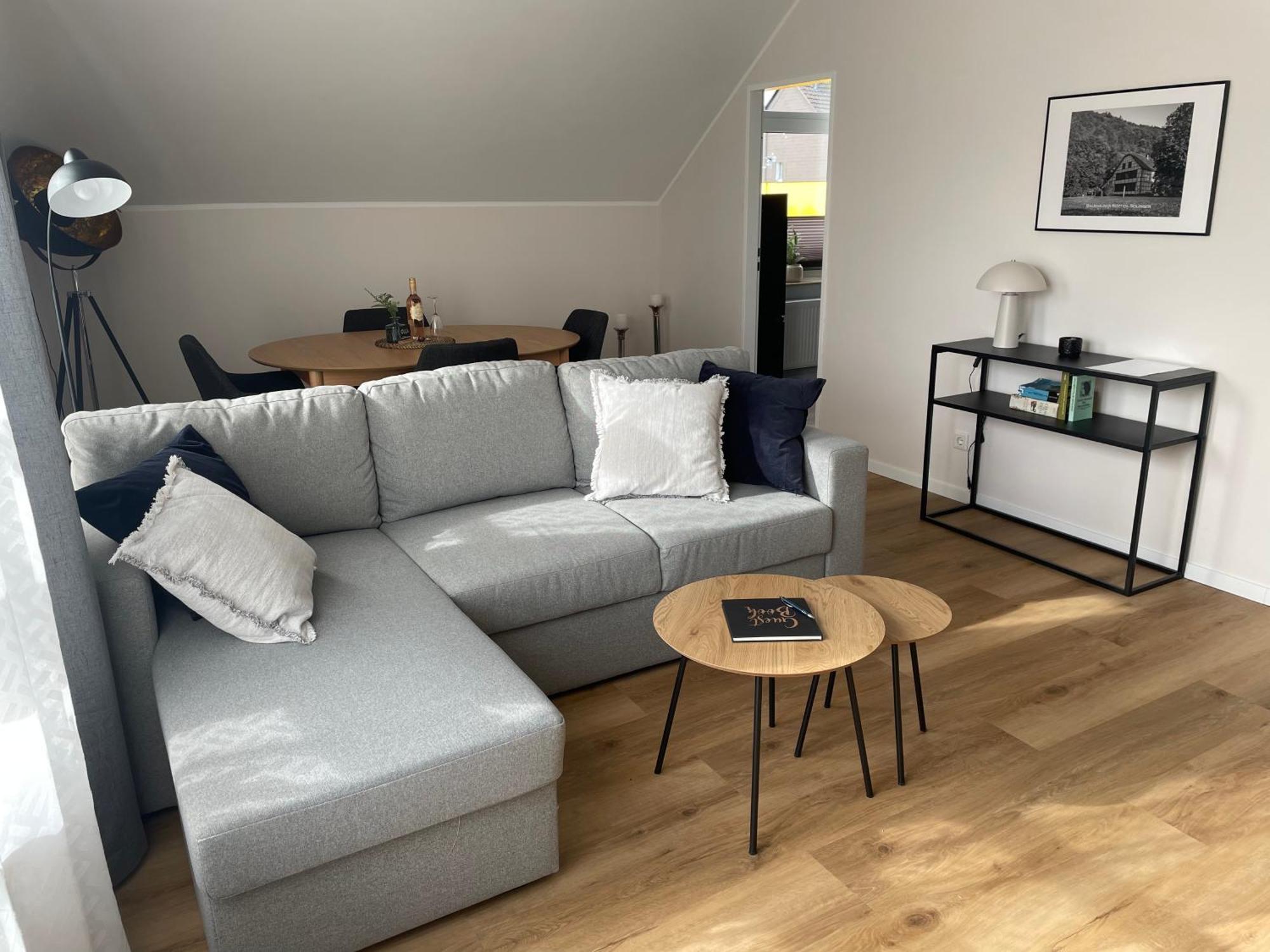Moderne Wohnung - Renoviert 2024 Solingen Bagian luar foto